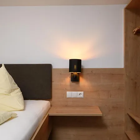 Gaestehaus Judith ゲストハウス ゼルデン