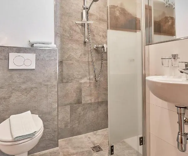 Affittacamere Gaestehaus Judith 3*