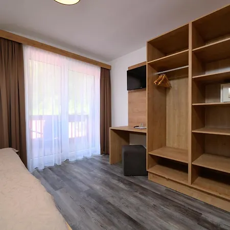 Gaestehaus Judith בית הארחה 3*